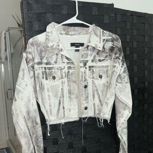 Brand New Forever 21 Women's White Cropped Jacket
